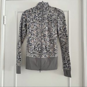 LULULEMON ATHLETICA nice asana jacket